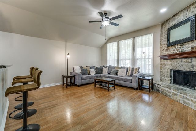 2109 Sterling Lane, Mesquite, TX 75181