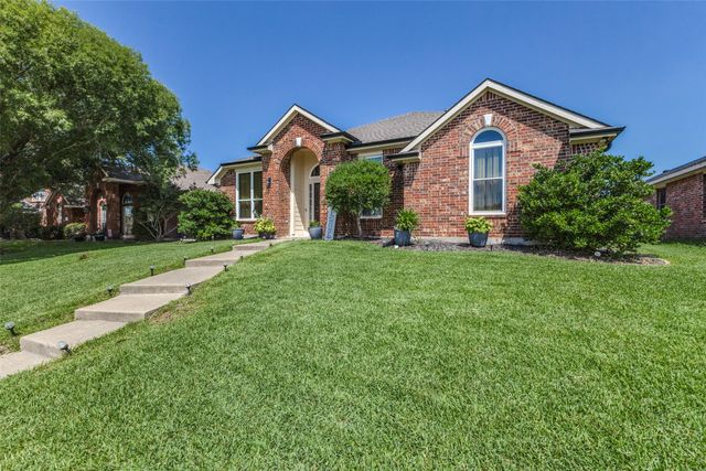 2109 Sterling Lane, Mesquite, TX 75181