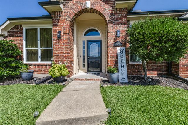 2109 Sterling Lane, Mesquite, TX 75181