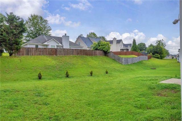 4092 Arabian Way, Snellville, GA 30039