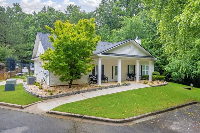 4092 Arabian Way, Snellville, GA 30039