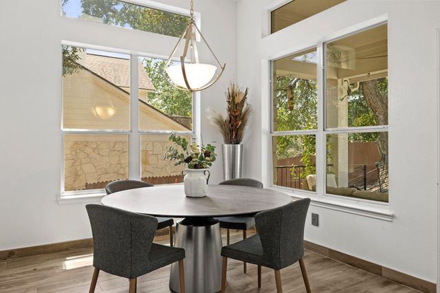 2809 Rio Mesa DR, Austin, TX 78732