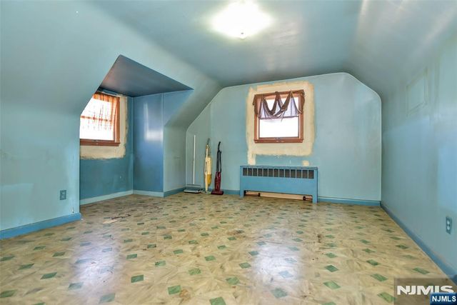 1-02 Hopper Avenue, Fair Lawn, NJ 07410