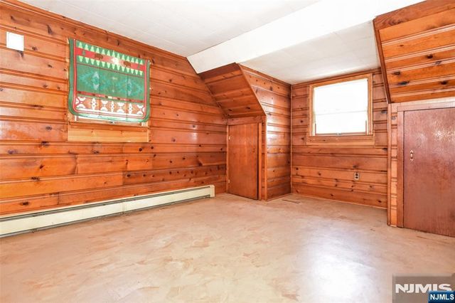 1-02 Hopper Avenue, Fair Lawn, NJ 07410