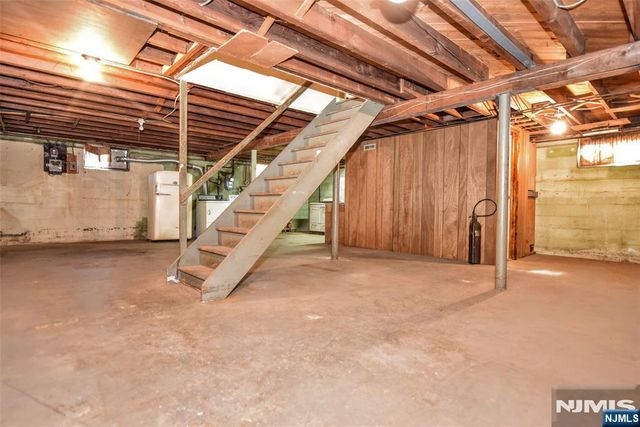 1-02 Hopper Avenue, Fair Lawn, NJ 07410