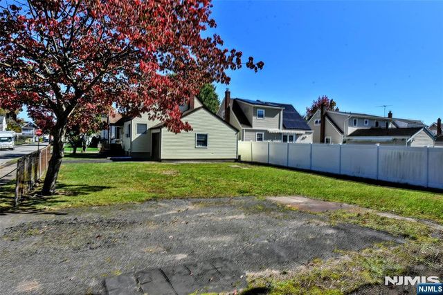 1-02 Hopper Avenue, Fair Lawn, NJ 07410