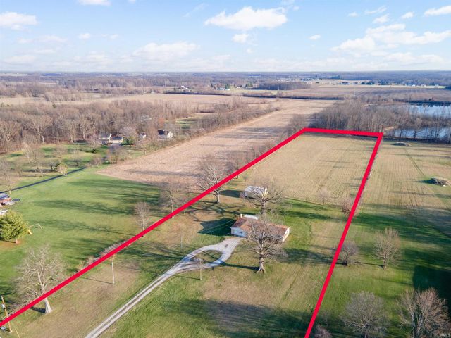 10080 E 500 S, Upland, IN 46989