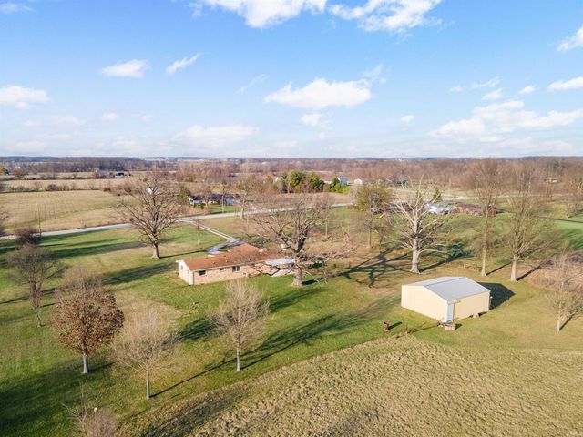 10080 E 500 S, Upland, IN 46989