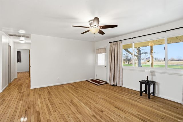 10080 E 500 S, Upland, IN 46989