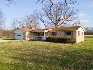 10080 E 500 S, Upland, IN 46989