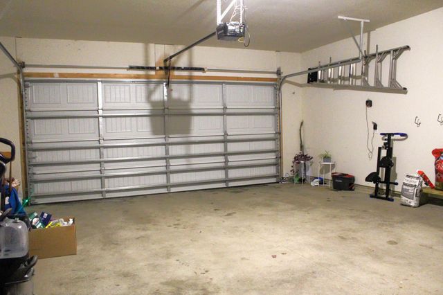 511 Valley Drive W, Annandale, MN 55302
