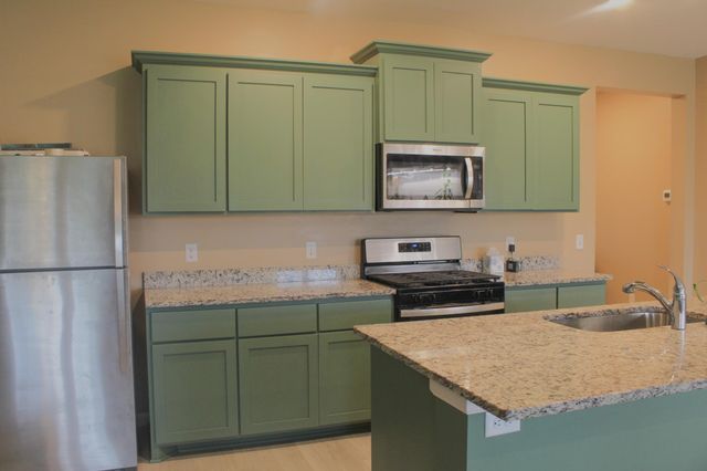 511 Valley Drive W, Annandale, MN 55302