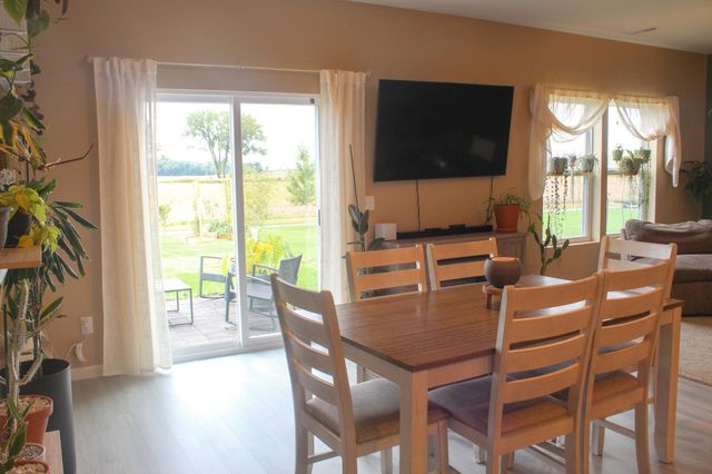 511 Valley Drive W, Annandale, MN 55302