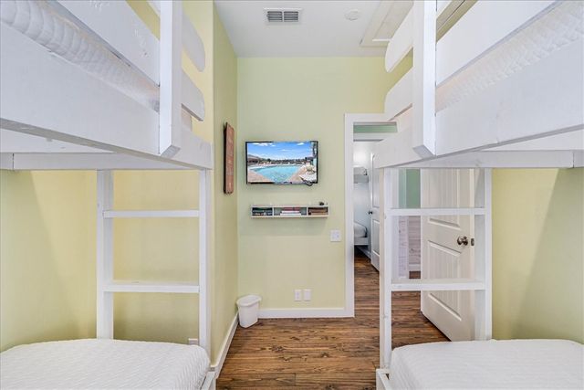 2727 S 11th St 31, Port Aransas, TX 78373