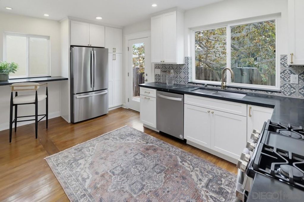 Image 13 of property listing at 1105 E. 6th Street, National City, CA 91950