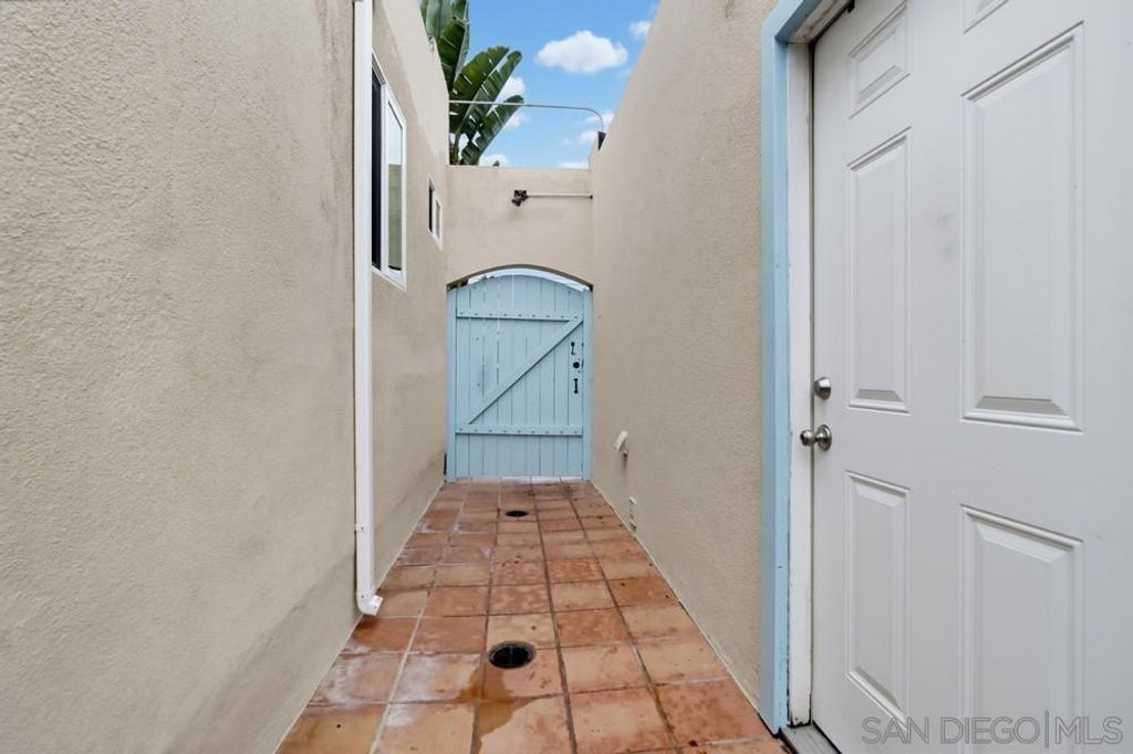 Image 34 of property listing at 1105 E. 6th Street, National City, CA 91950