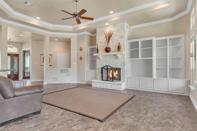 307 E Pheasant RD, Highland Haven, TX 78654