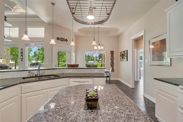 307 E Pheasant RD, Highland Haven, TX 78654