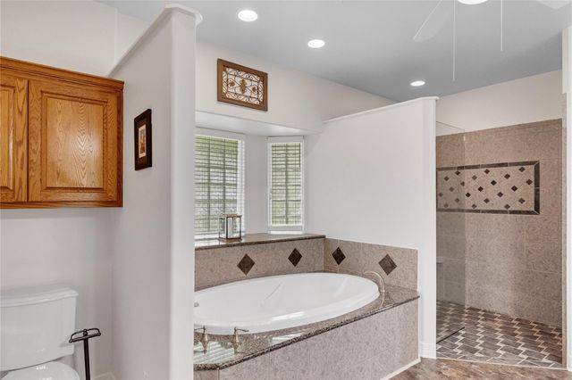 307 E Pheasant RD, Highland Haven, TX 78654