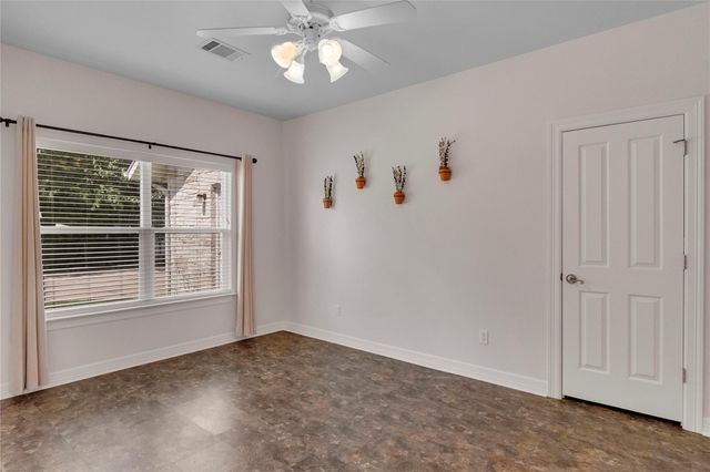 307 E Pheasant RD, Highland Haven, TX 78654