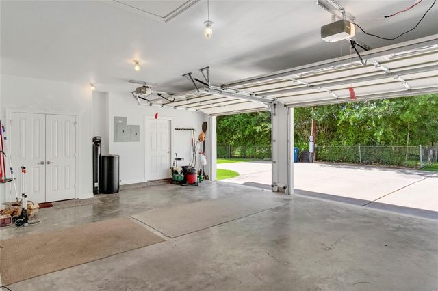 307 E Pheasant RD, Highland Haven, TX 78654