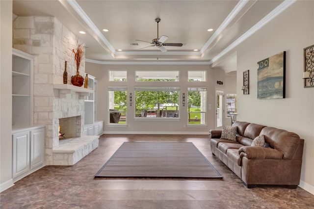 307 E Pheasant RD, Highland Haven, TX 78654