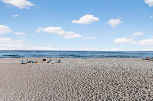 1203 Hillsboro Mile P2, Hillsboro Beach, FL 33062