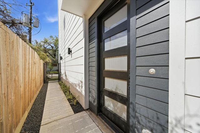 1607 Barbee Street, Houston, TX 77004