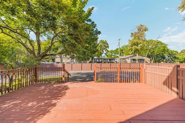 3551 Crooks Road, Royal Oak, MI 48073