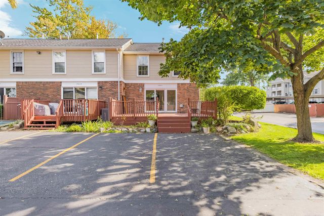 3551 Crooks Road, Royal Oak, MI 48073