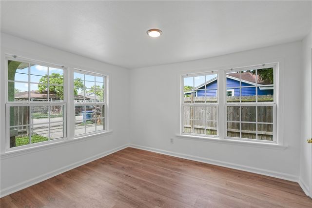 2629 Dunbar St, Corpus Christi, TX 78405