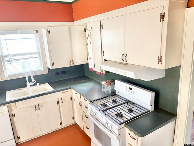 437 JEFFERSON, Pittsburg, TX 75686