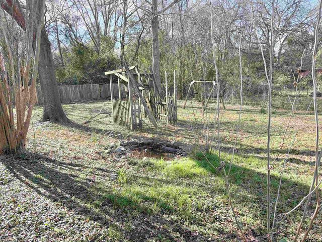 437 JEFFERSON, Pittsburg, TX 75686