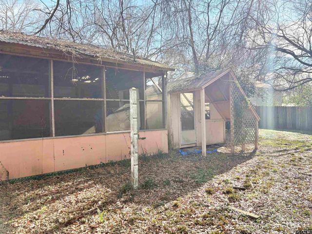 437 JEFFERSON, Pittsburg, TX 75686