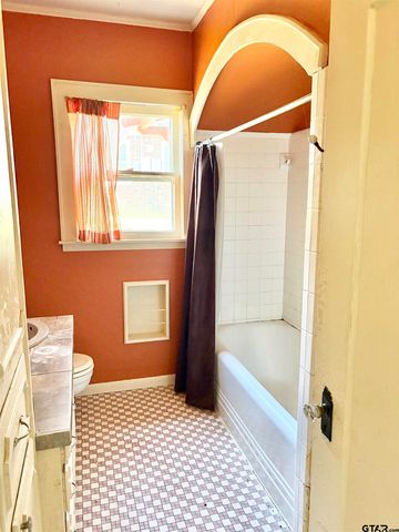 437 JEFFERSON, Pittsburg, TX 75686