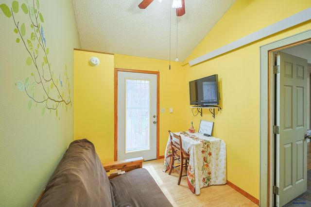 117 ST FRANCIS, Rapid City, SD 57701