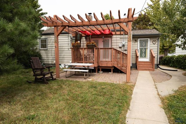 117 ST FRANCIS, Rapid City, SD 57701