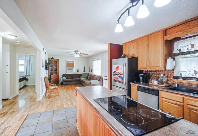 117 ST FRANCIS, Rapid City, SD 57701