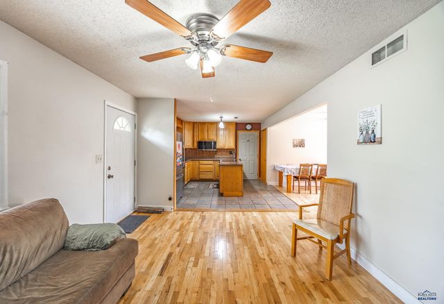 117 ST FRANCIS, Rapid City, SD 57701