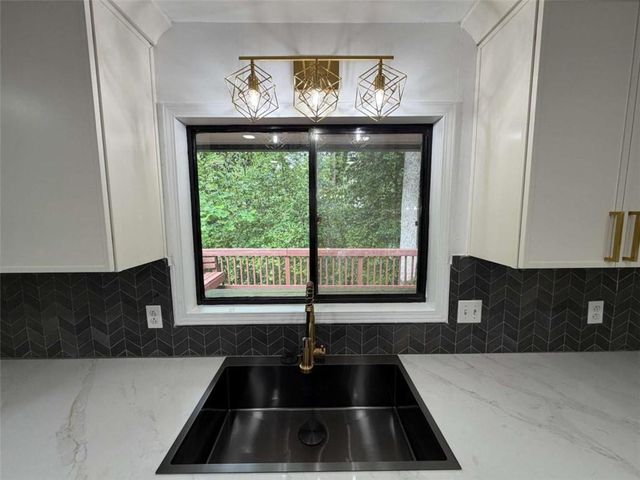 2636 Whiteleigh Court, Atlanta, GA 30345