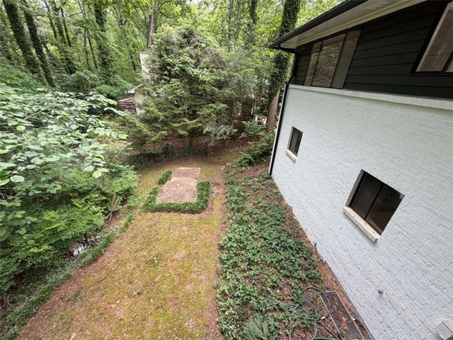 2636 Whiteleigh Court, Atlanta, GA 30345