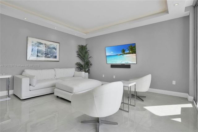 4201 S Collins Ave 2101, Miami Beach, FL 33140