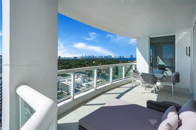 4201 S Collins Ave 2101, Miami Beach, FL 33140