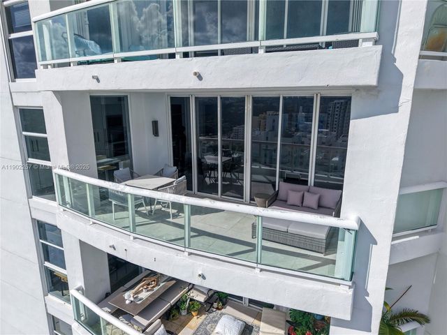 4201 S Collins Ave 2101, Miami Beach, FL 33140