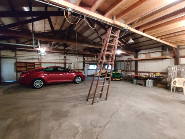 11090 Woodstock Road, Garden Prairie, IL 61038