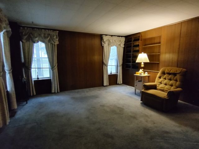 11090 Woodstock Road, Garden Prairie, IL 61038