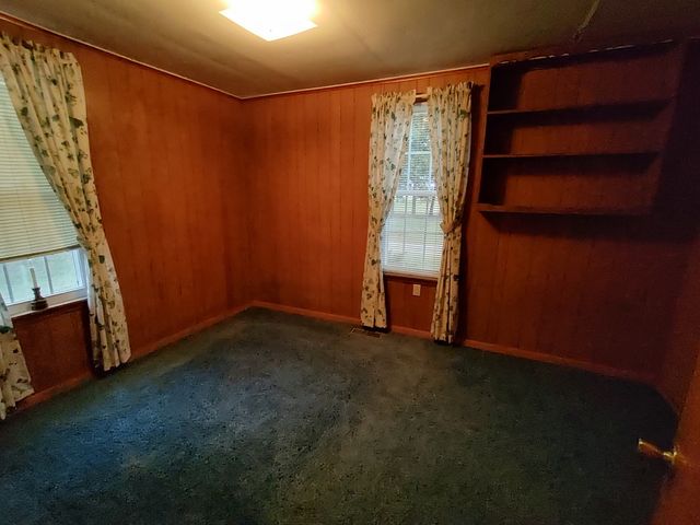 11090 Woodstock Road, Garden Prairie, IL 61038