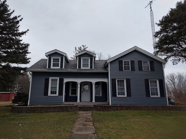 11090 Woodstock Road, Garden Prairie, IL 61038