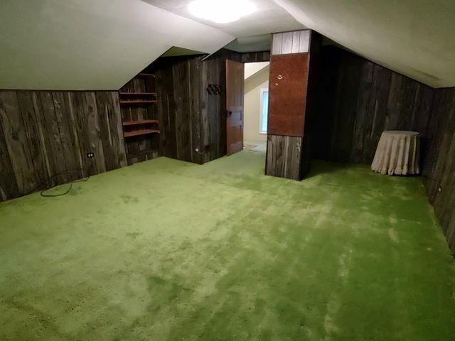 11090 Woodstock Road, Garden Prairie, IL 61038