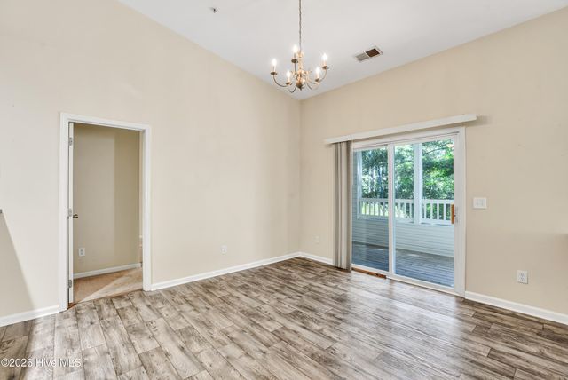 3907 River Front Place Unit 202, Wilmington, NC 28412